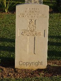 Salonika (Lembet Road) Military Cemetery - Fewings, P